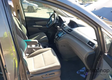 2016 Honda Odyssey Se from USA, damaged, VIN 5FNRL5H35GB078733